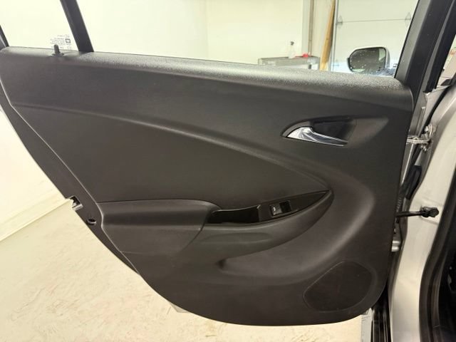 Used 2017 Chevrolet Volt LT w/ Comfort Package FWD image 20
