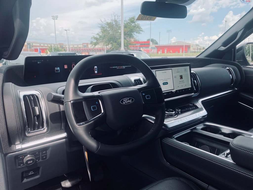 New 2027 Ford Expedition Max Platinum w/ Stealth Performance Package AWD/4WD image 12
