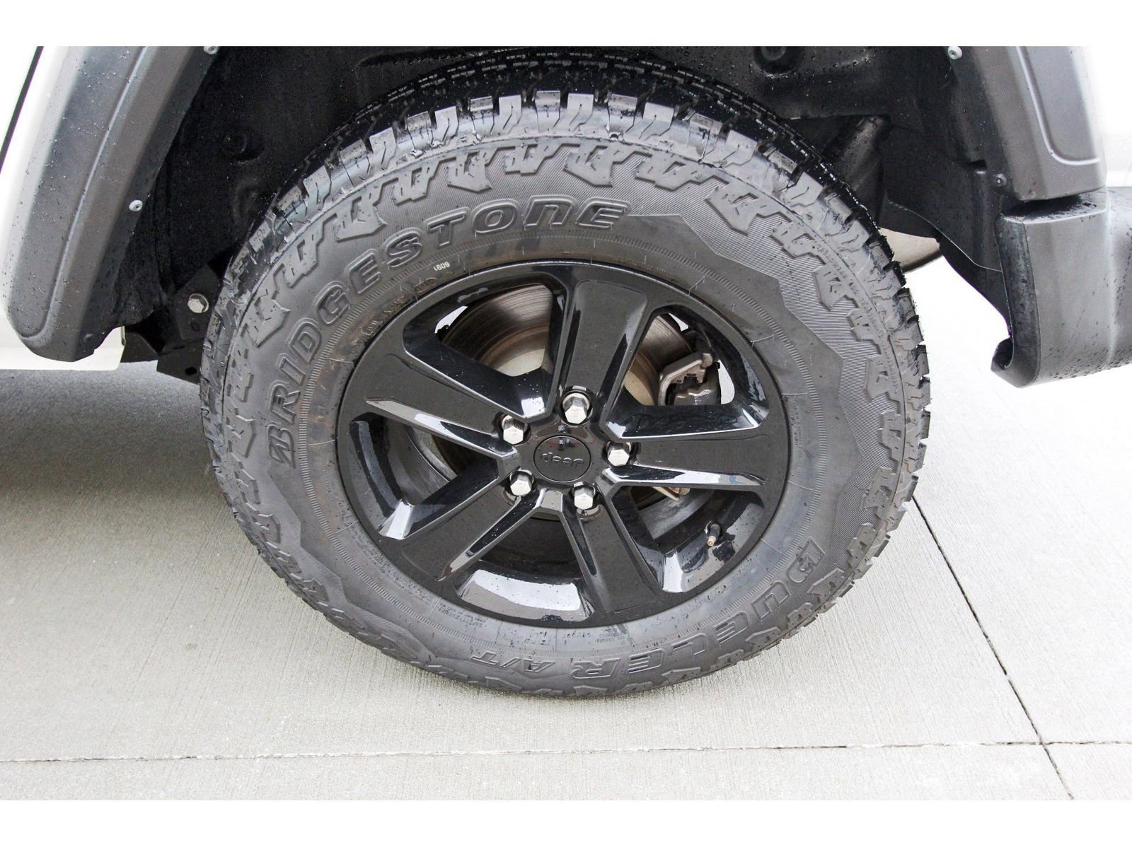 Used 2022 Jeep Wrangler Unlimited Sport AWD/4WD image 28