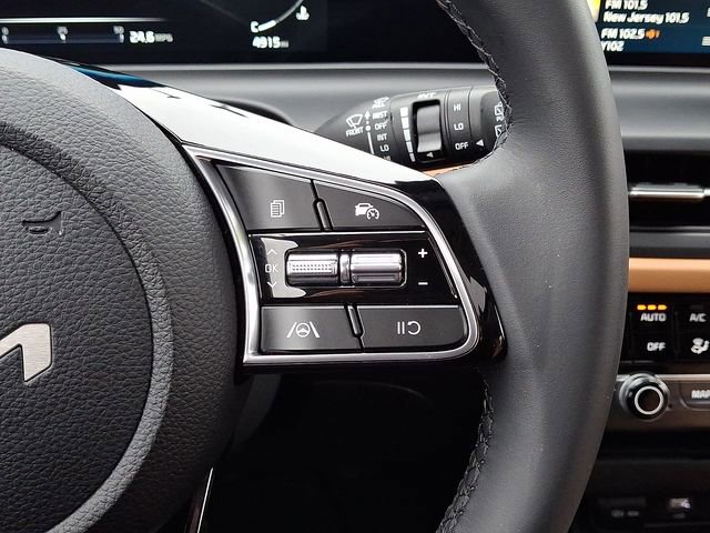 Used 2024 Kia Seltos EX image 23