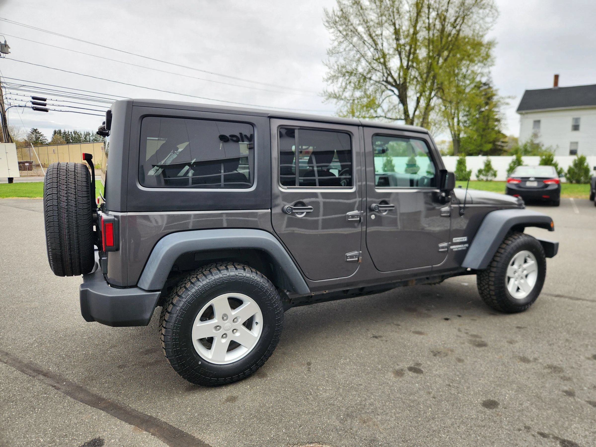 Used 2017 Jeep Wrangler Unlimited Sport w/ Quick Order Package 24S AWD/4WD image 17