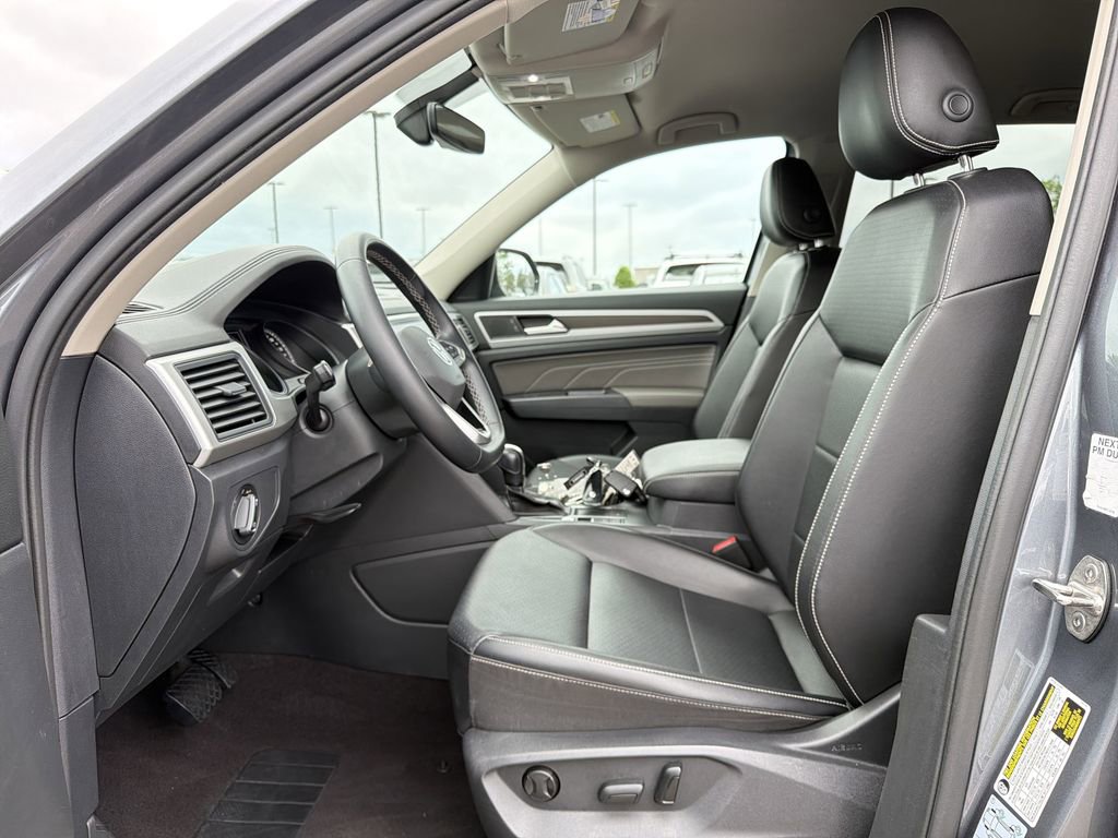 Used 2021 Volkswagen Atlas SE image 11