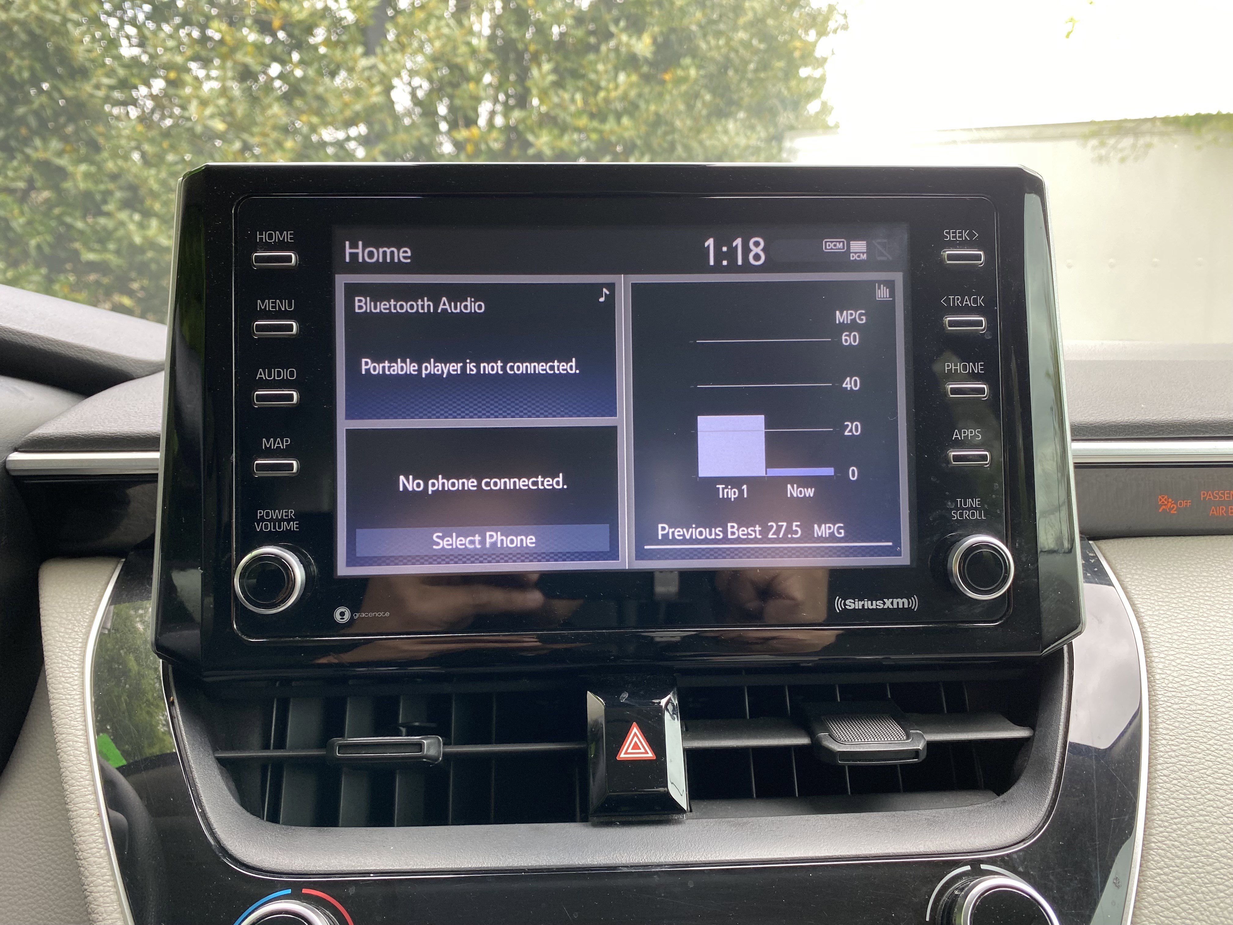 Used 2021 Toyota Corolla LE image 24