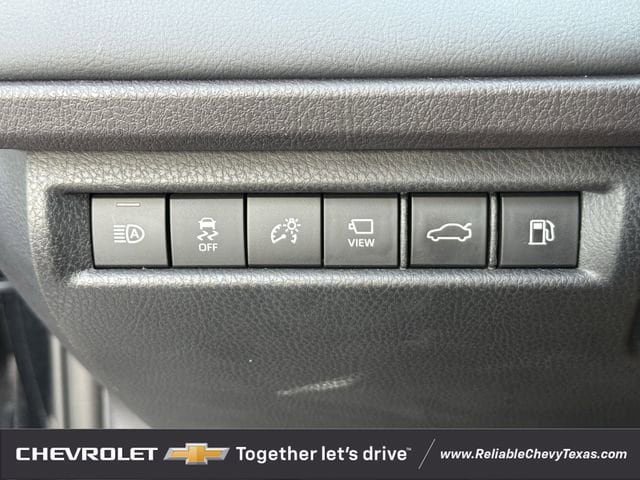 Used 2025 Toyota Camry XSE w/ Premium Plus Package AWD/4WD image 25