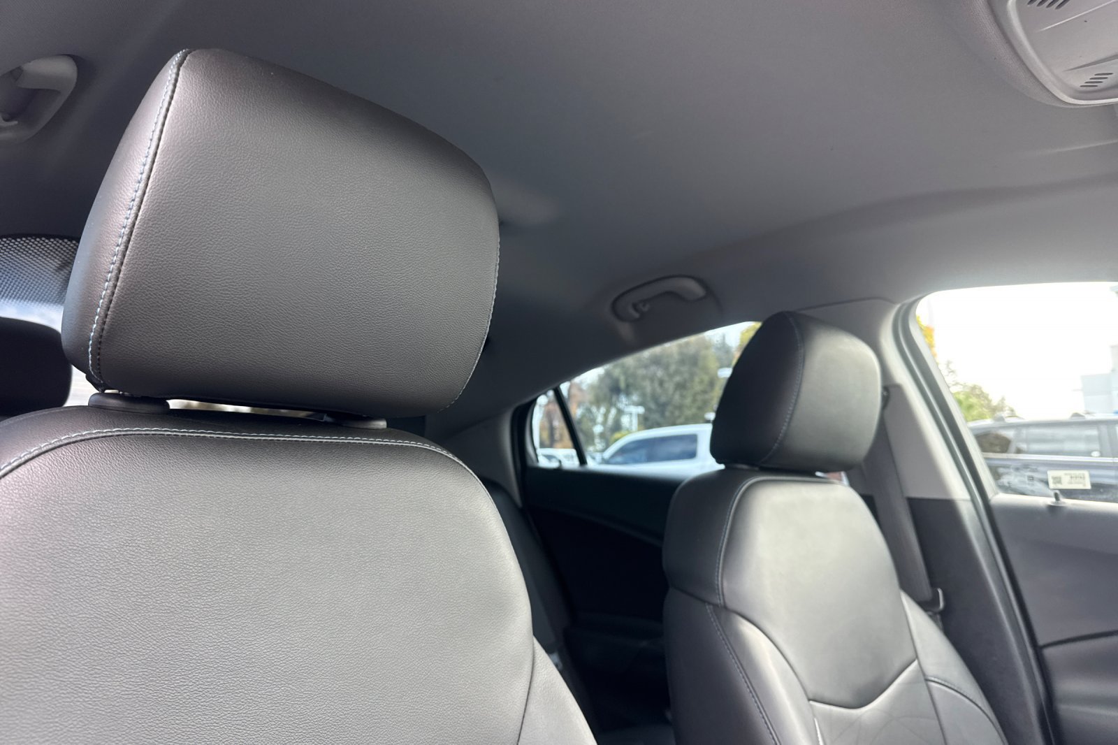 Used 2019 Chevrolet Volt Premier w/ Driver Confidence II Package FWD image 20