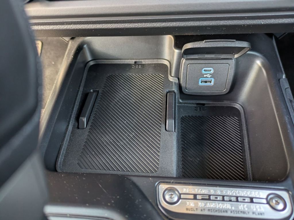 New 2025 Ford Bronco 4-Door image 32