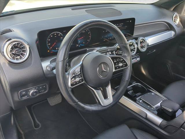 Used 2023 Mercedes-Benz GLB 250 4MATIC image 10