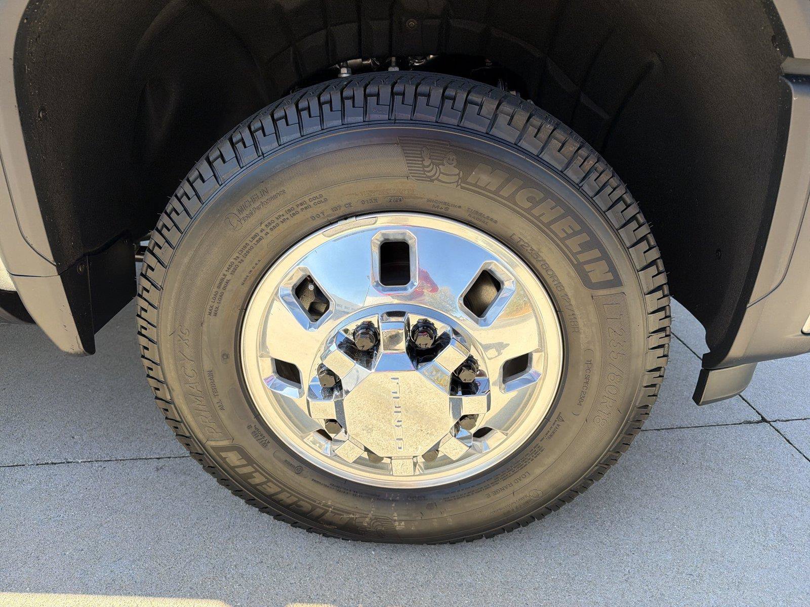 New 2026 GMC Sierra 3500 Denali Ultimate AWD/4WD image 10