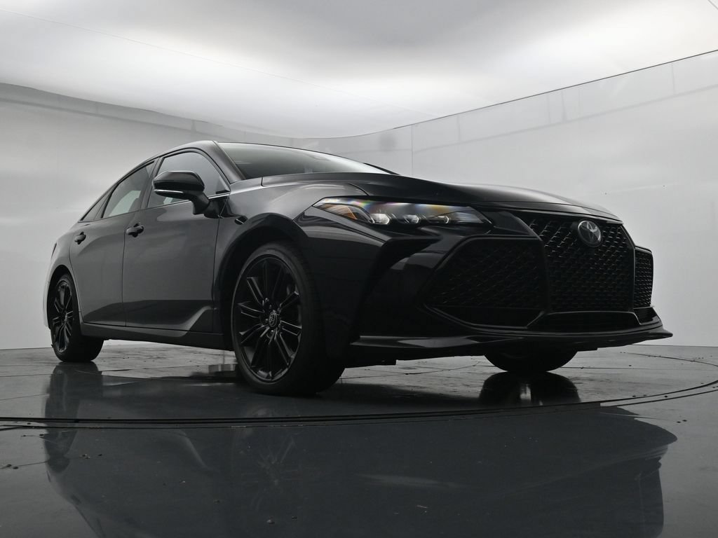 Used 2021 Toyota Avalon XSE FWD image 30
