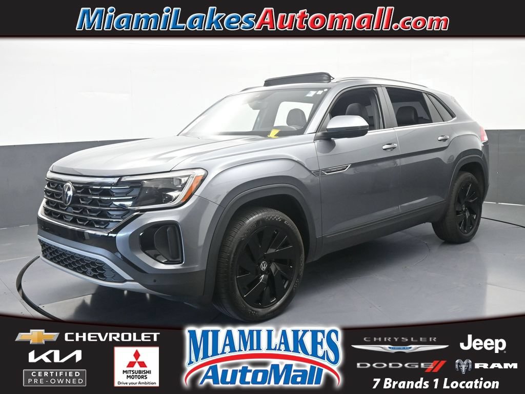 Used 2025 Volkswagen Atlas Cross Sport SE w/ Panoramic Sunroof Package