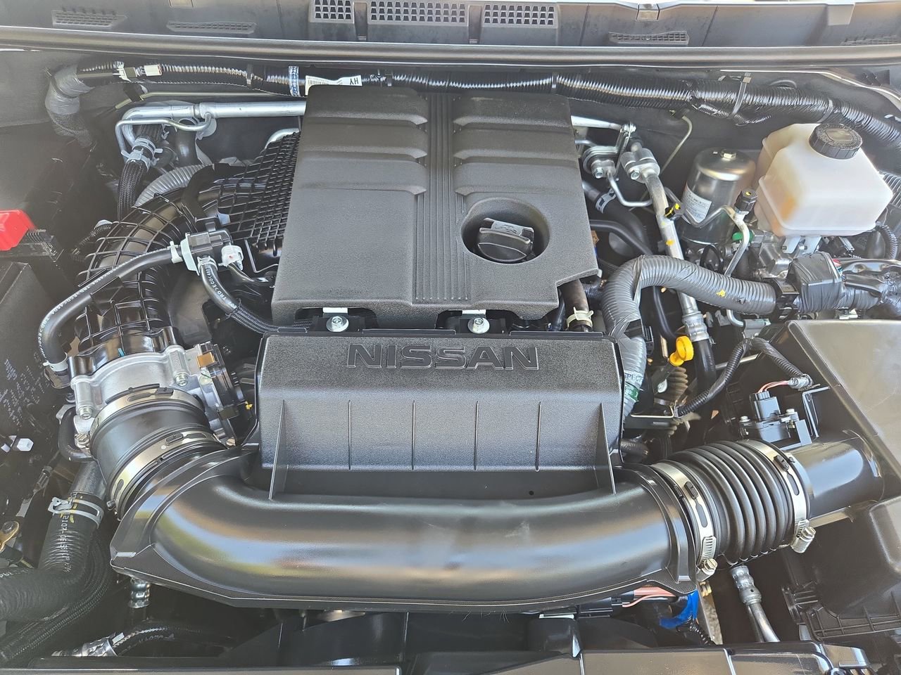 Certified 2025 Nissan Frontier SV RWD image 28
