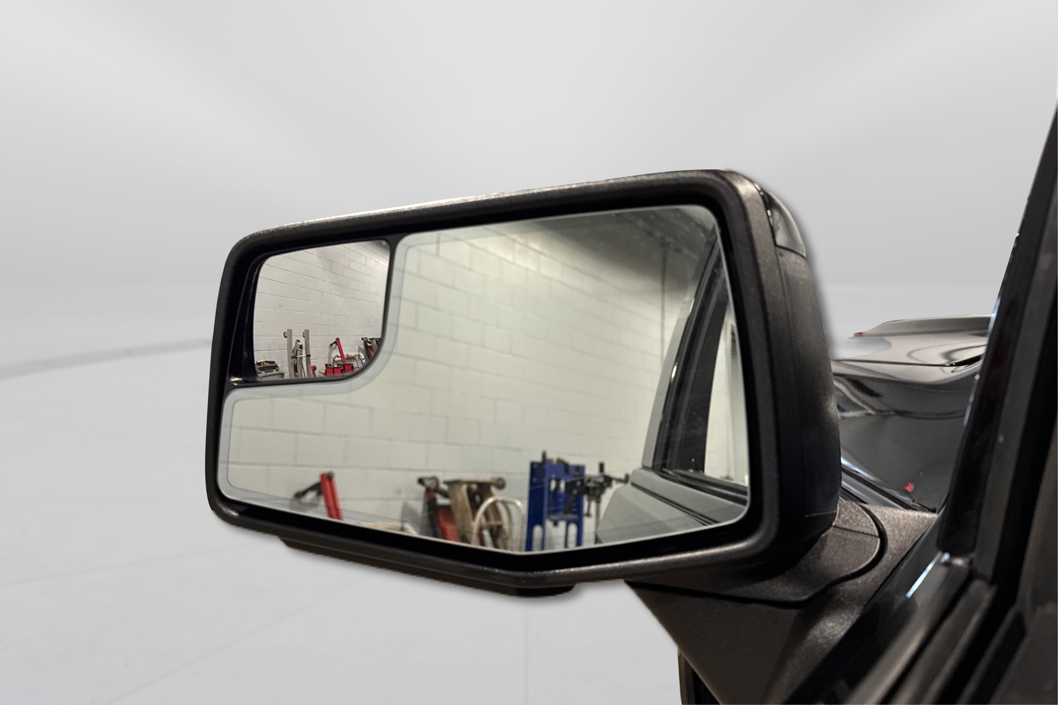 Used 2021 GMC Sierra 1500 AT4 image 14