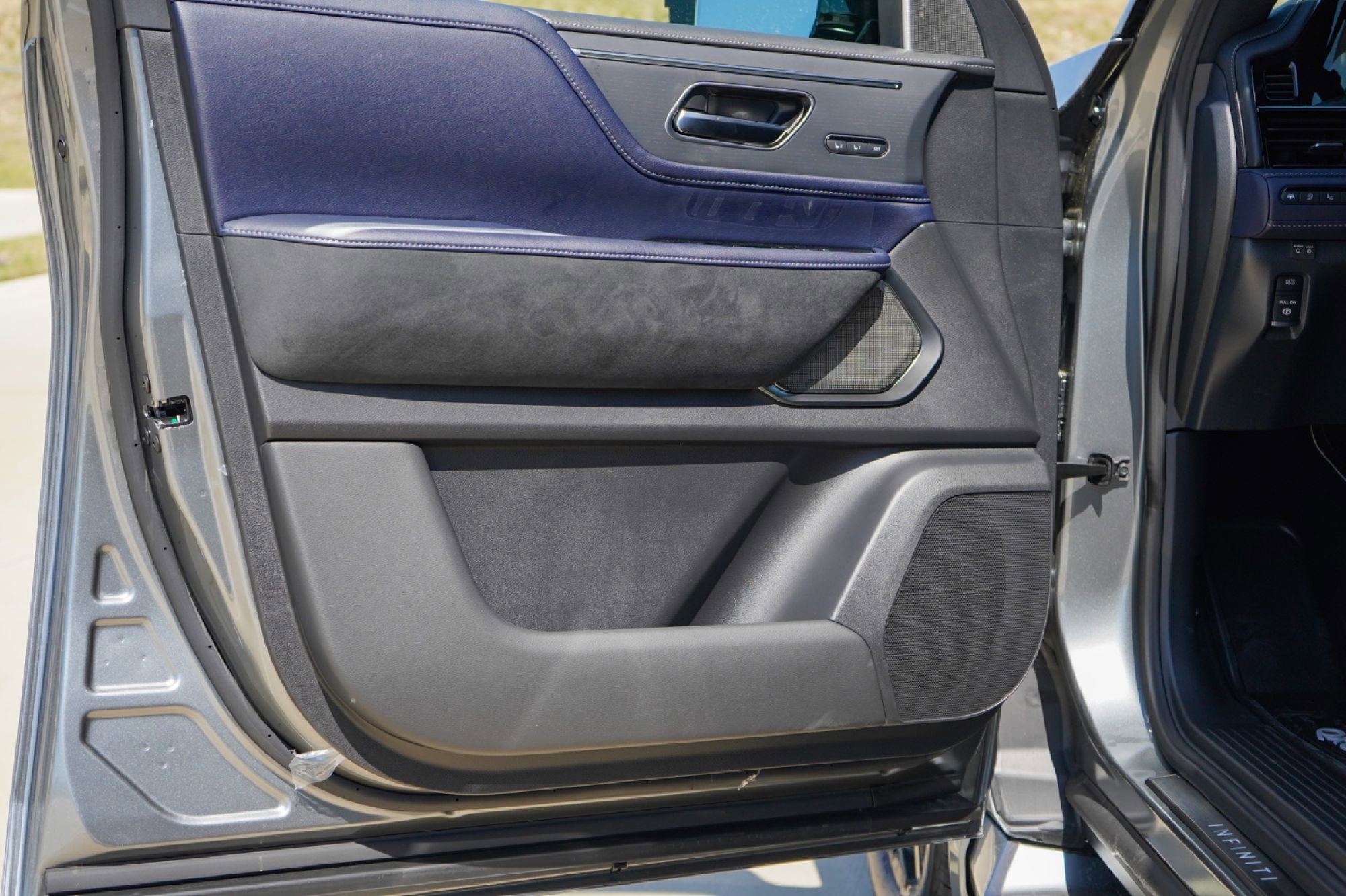 New 2026 INFINITI QX80 4WD image 18