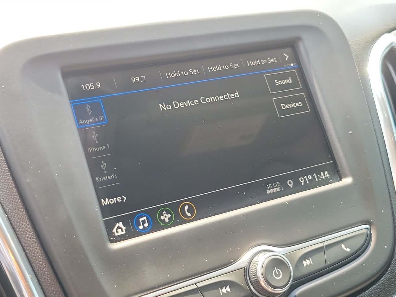 Used 2019 Chevrolet Equinox LT FWD image 24