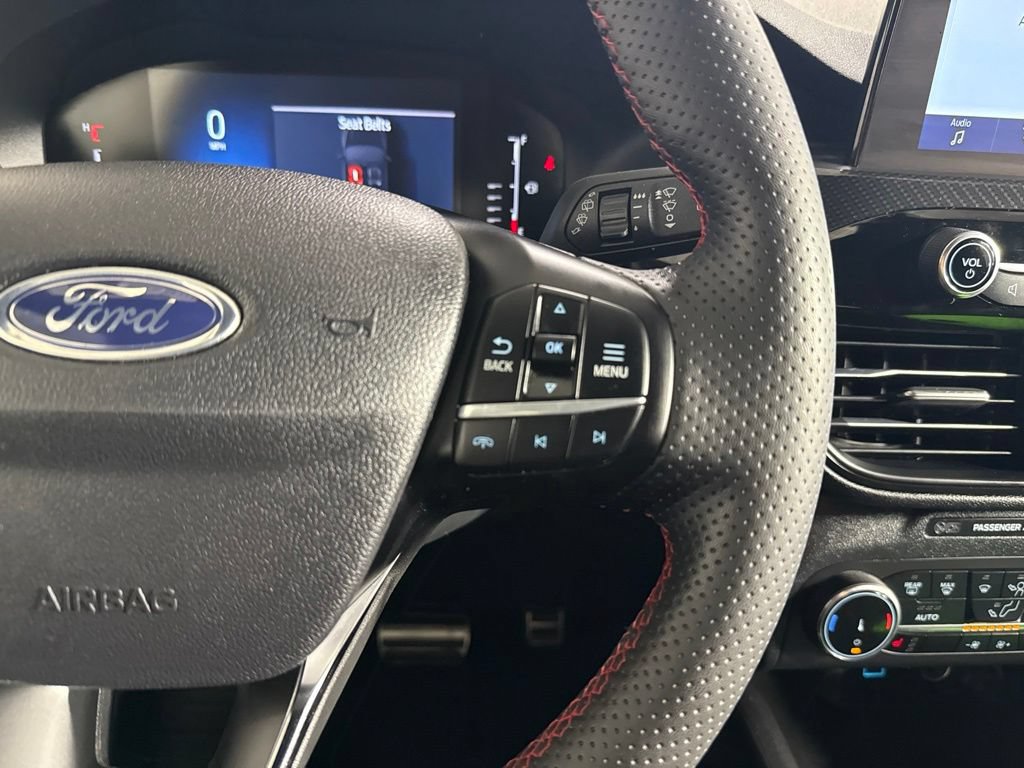 Used 2023 Ford Escape ST-Line AWD/4WD image 23