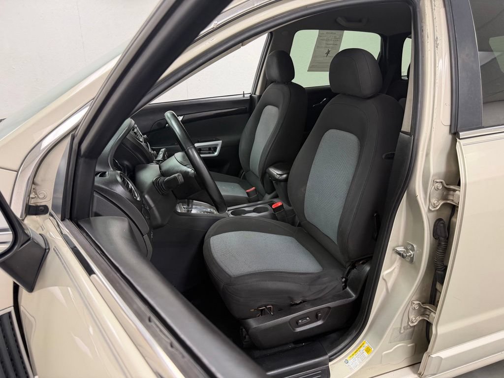 Used 2014 Chevrolet Captiva Sport LT FWD image 19