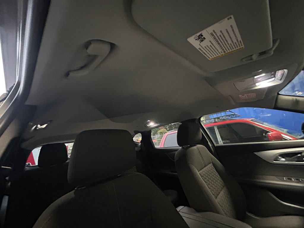 Used 2021 Chevrolet Blazer LT image 28