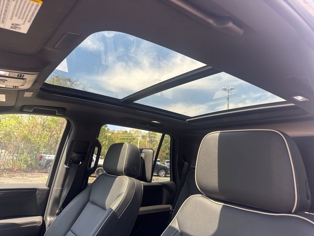 Certified 2025 GMC Yukon Elevation w/ Elevation Premium Package image 13