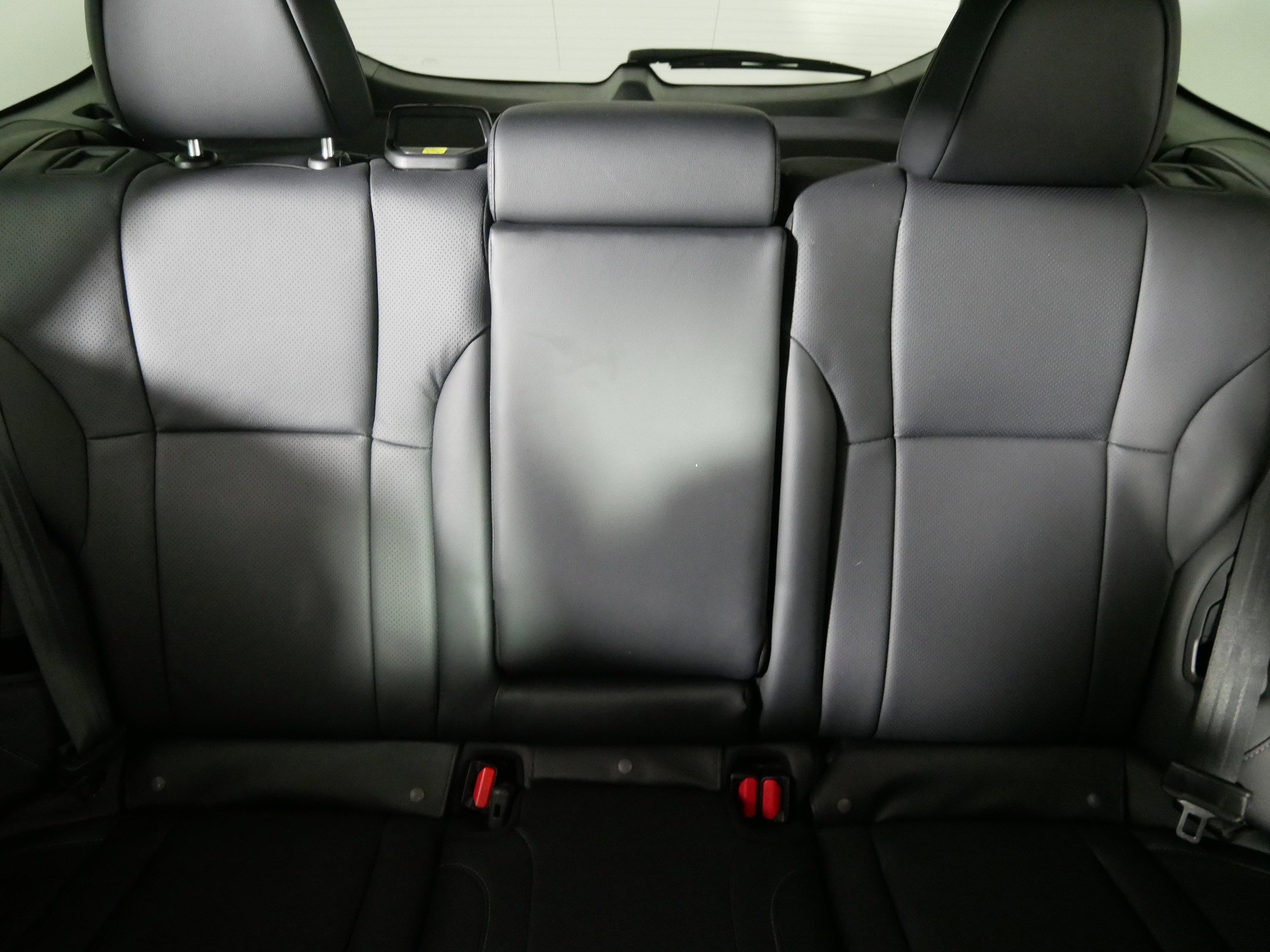 Used 2025 Subaru Outback Limited AWD/4WD image 13