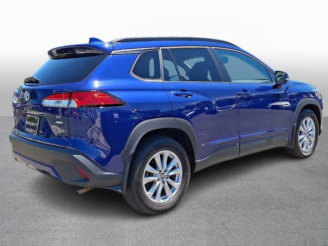 Certified 2023 Toyota Corolla Cross LE w/ Moonroof Package AWD/4WD image 4