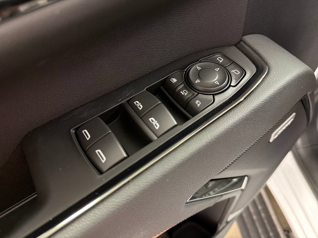 New 2026 GMC Sierra 2500 AT4 w/ Technology Package AWD/4WD image 22