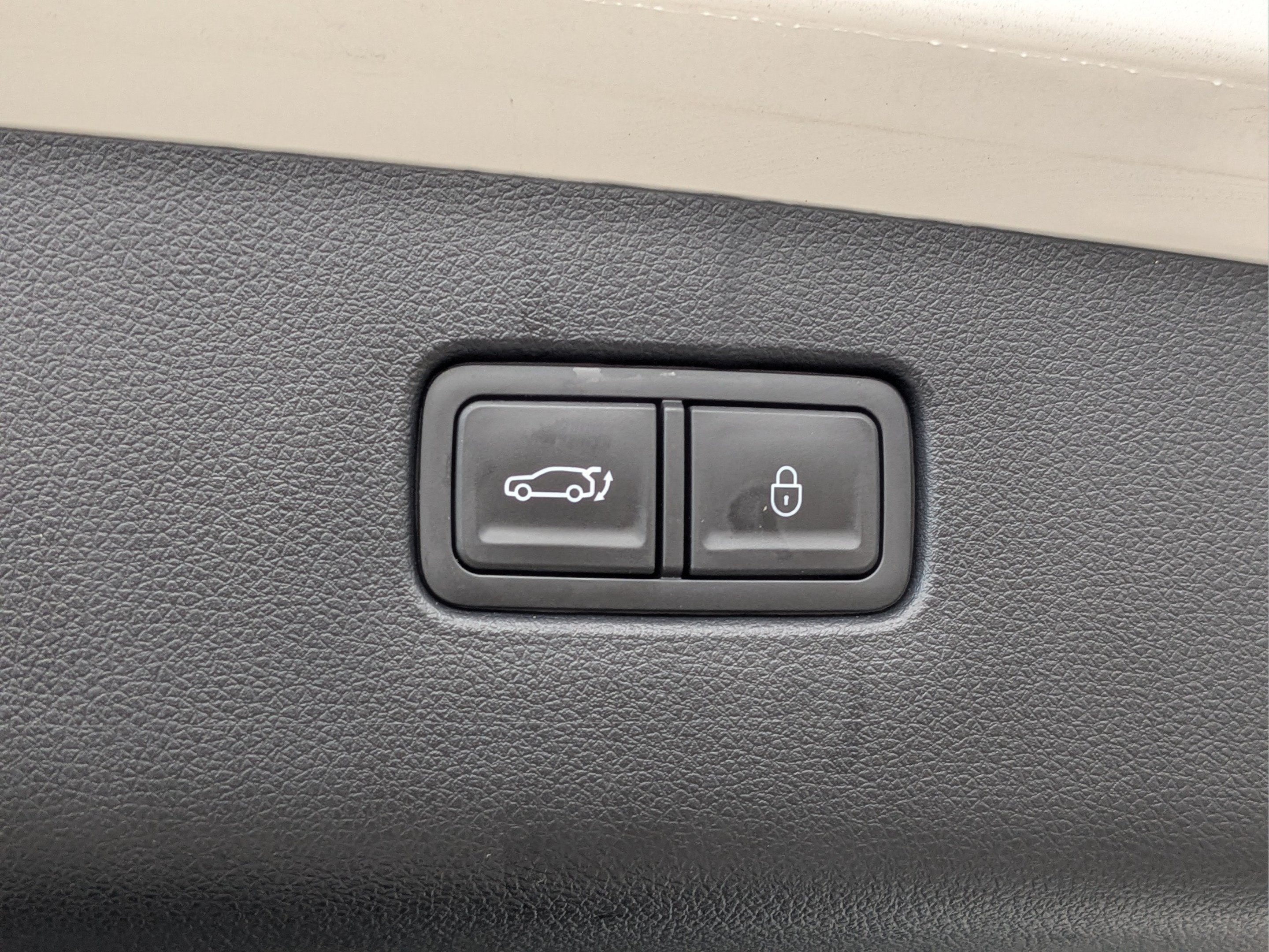 Used 2026 Genesis GV70 2.5T AWD/4WD image 11