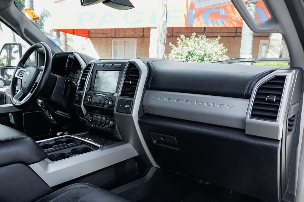 Used 2019 Ford F250 Lariat w/ Lariat Ultimate Package AWD/4WD image 37
