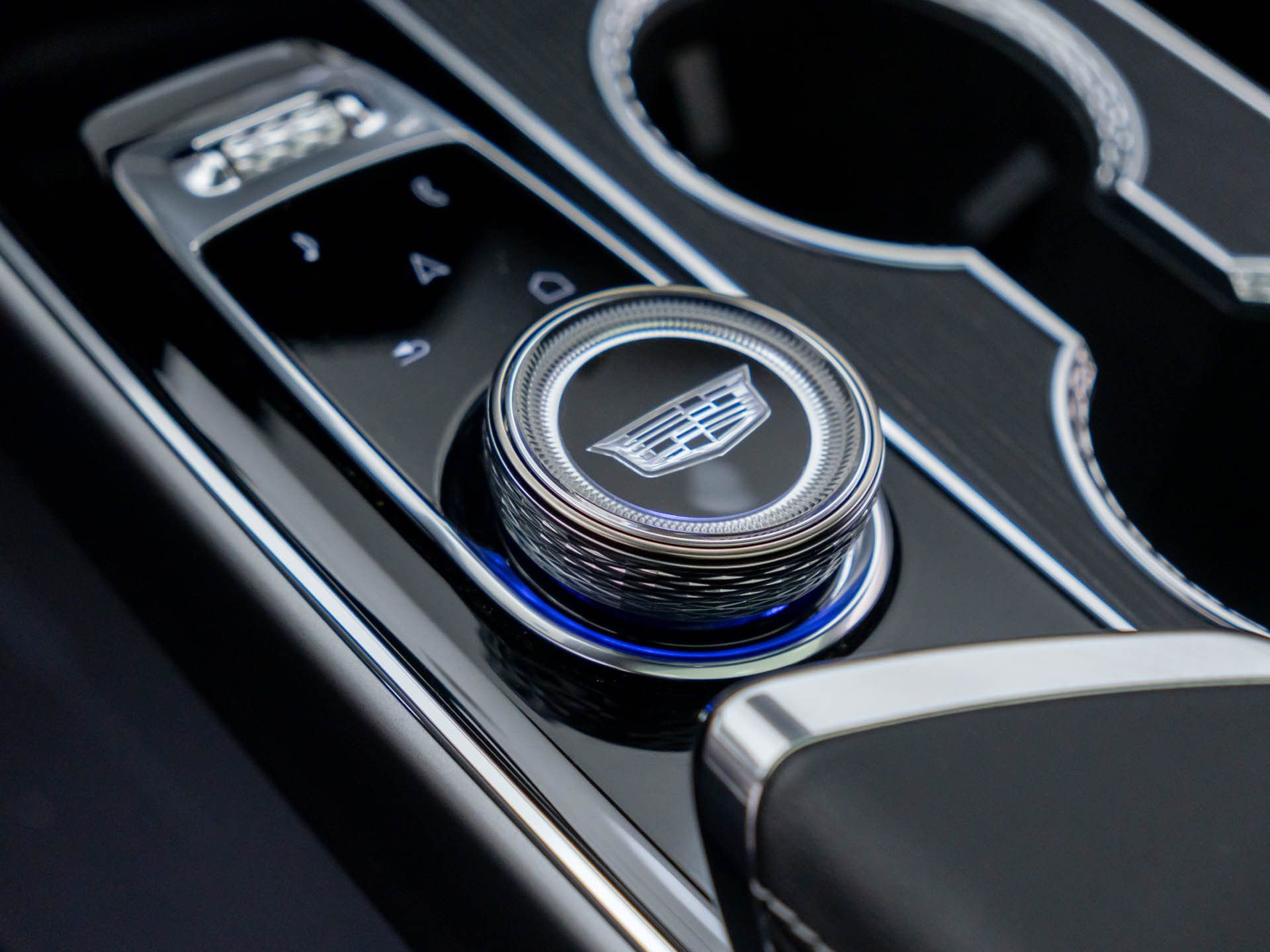 Certified 2025 Cadillac Lyriq Luxury w/ LPO, Floor Liner Package image 25