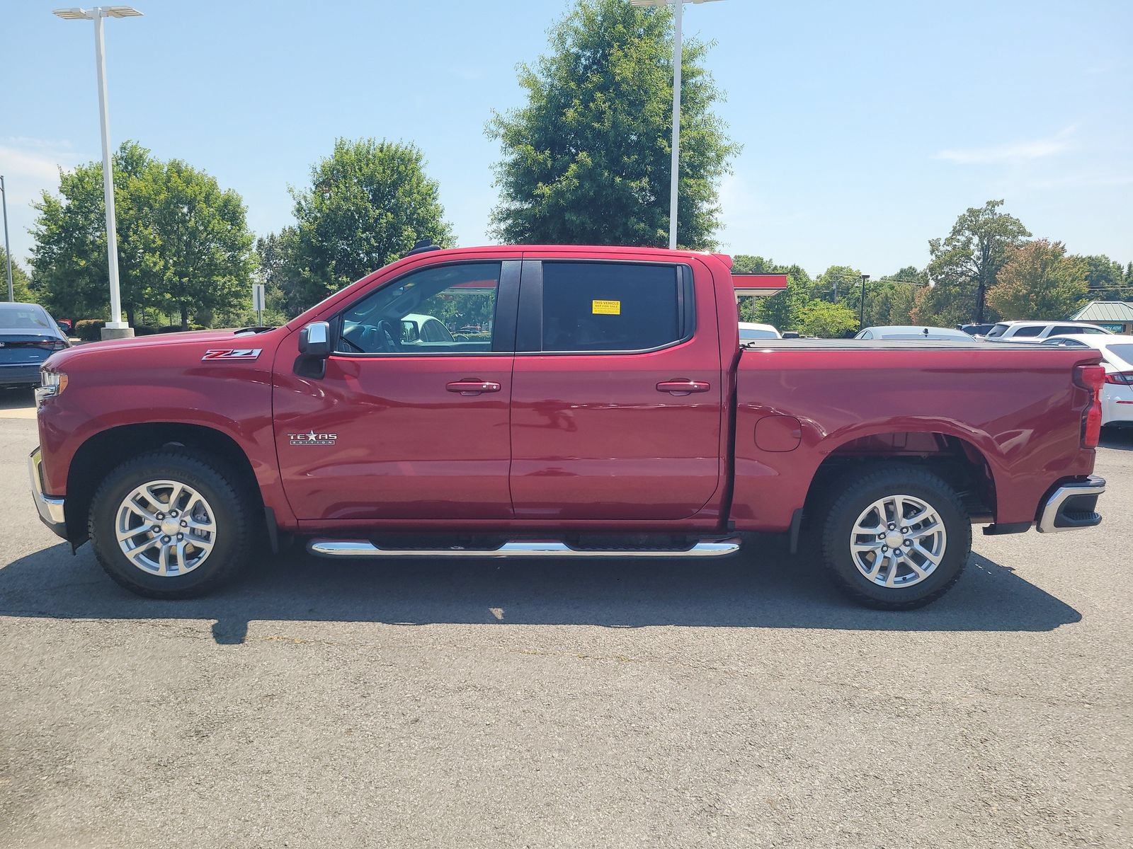 Used 2019 Chevrolet Silverado 1500 LT w/ Texas Edition AWD/4WD image 6