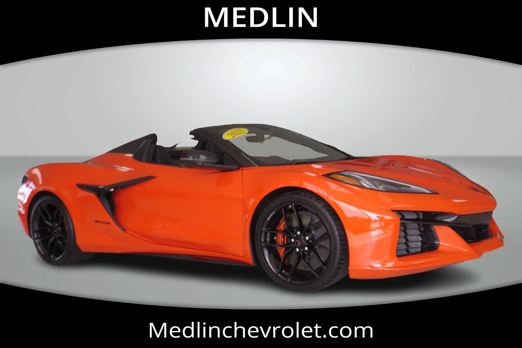 Used 2025 Chevrolet Corvette Z06 w/ Stealth Interior Trim Package RWD image 1