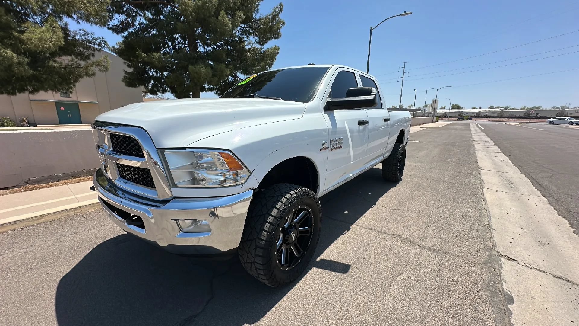Used 2013 RAM 2500 Tradesman w/ Chrome Appearance Group AWD/4WD image 9