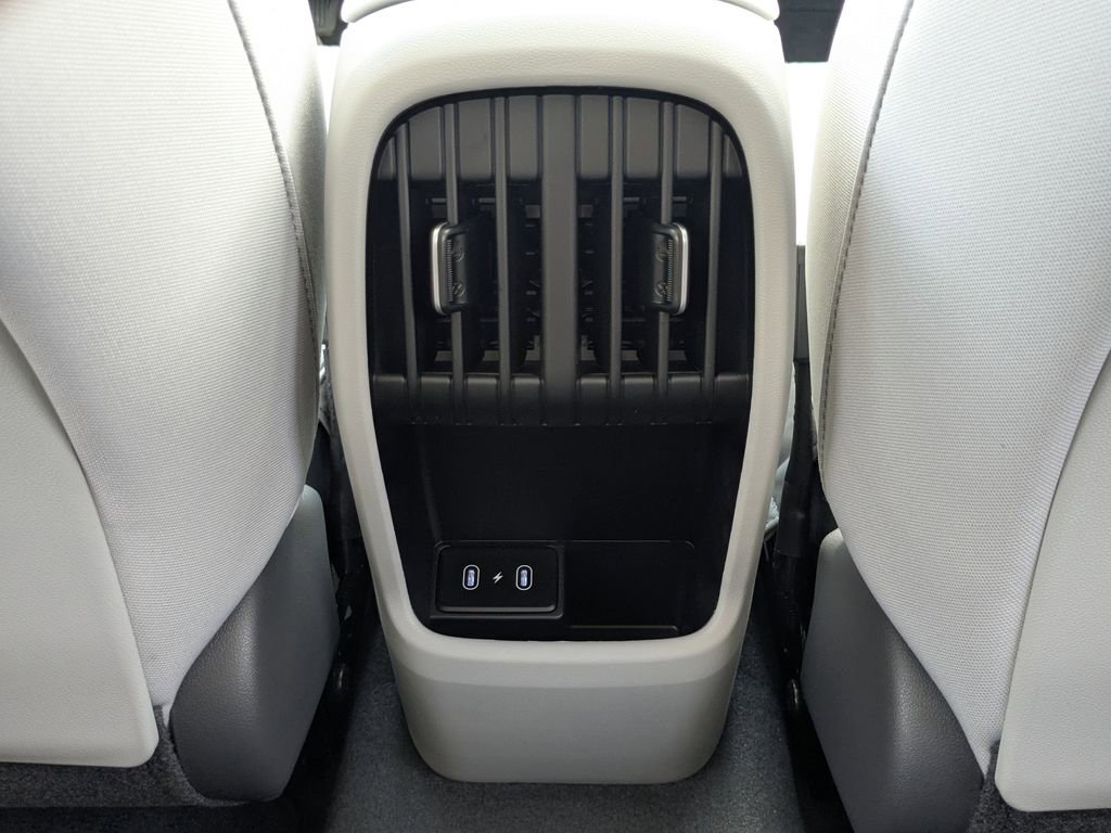 Used 2026 Hyundai Kona SEL Sport FWD image 17