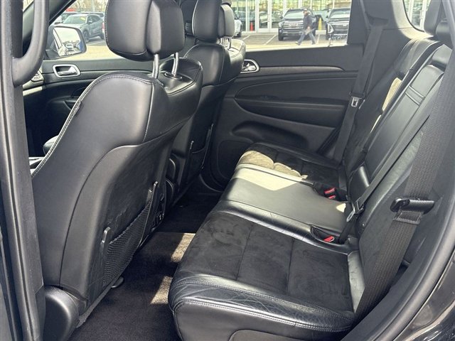 Used 2018 Jeep Grand Cherokee Altitude image 23