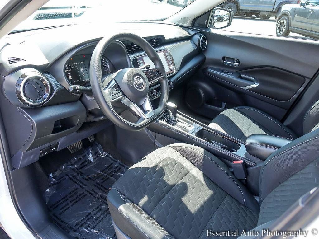 Used 2022 Nissan Kicks SV image 10