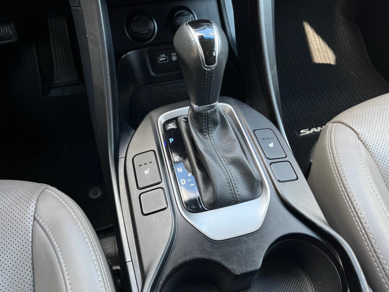 Used 2018 Hyundai Santa Fe SE w/ SE Premium Package 02 image 33