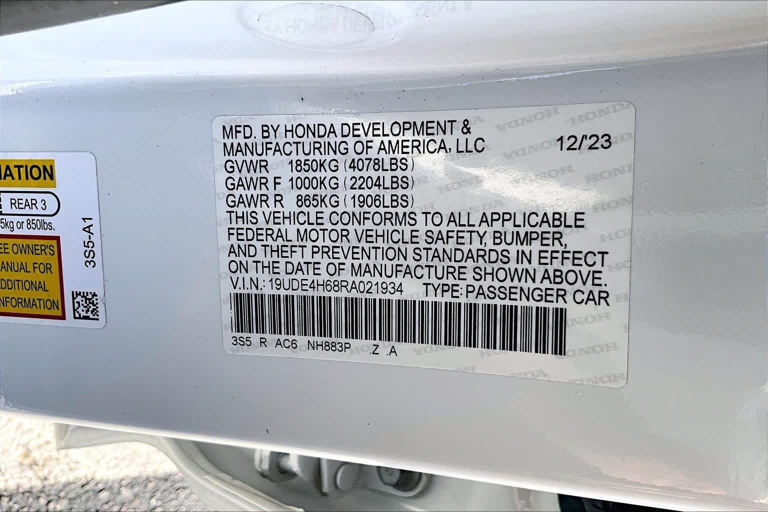Used 2024 Acura Integra A-Spec w/ Technology Package FWD image 33