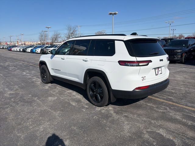 New 2025 Jeep Grand Cherokee L Altitude image 3