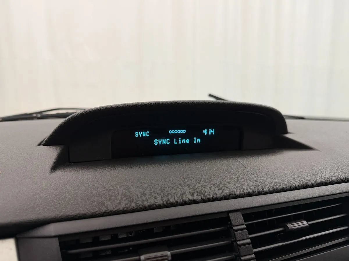 Used 2008 Ford Focus Sedan FWD image 14