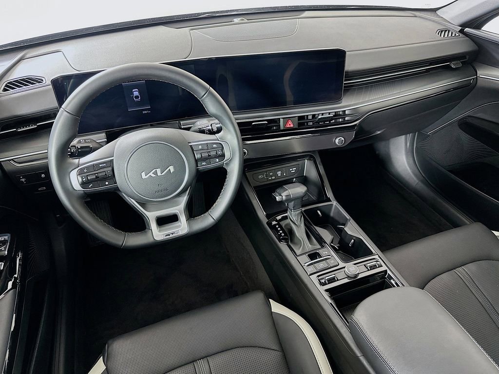 Certified 2025 Kia K5 GT-Line image 28