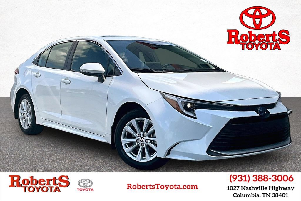 Certified 2025 Toyota Corolla XLE FWD image 1