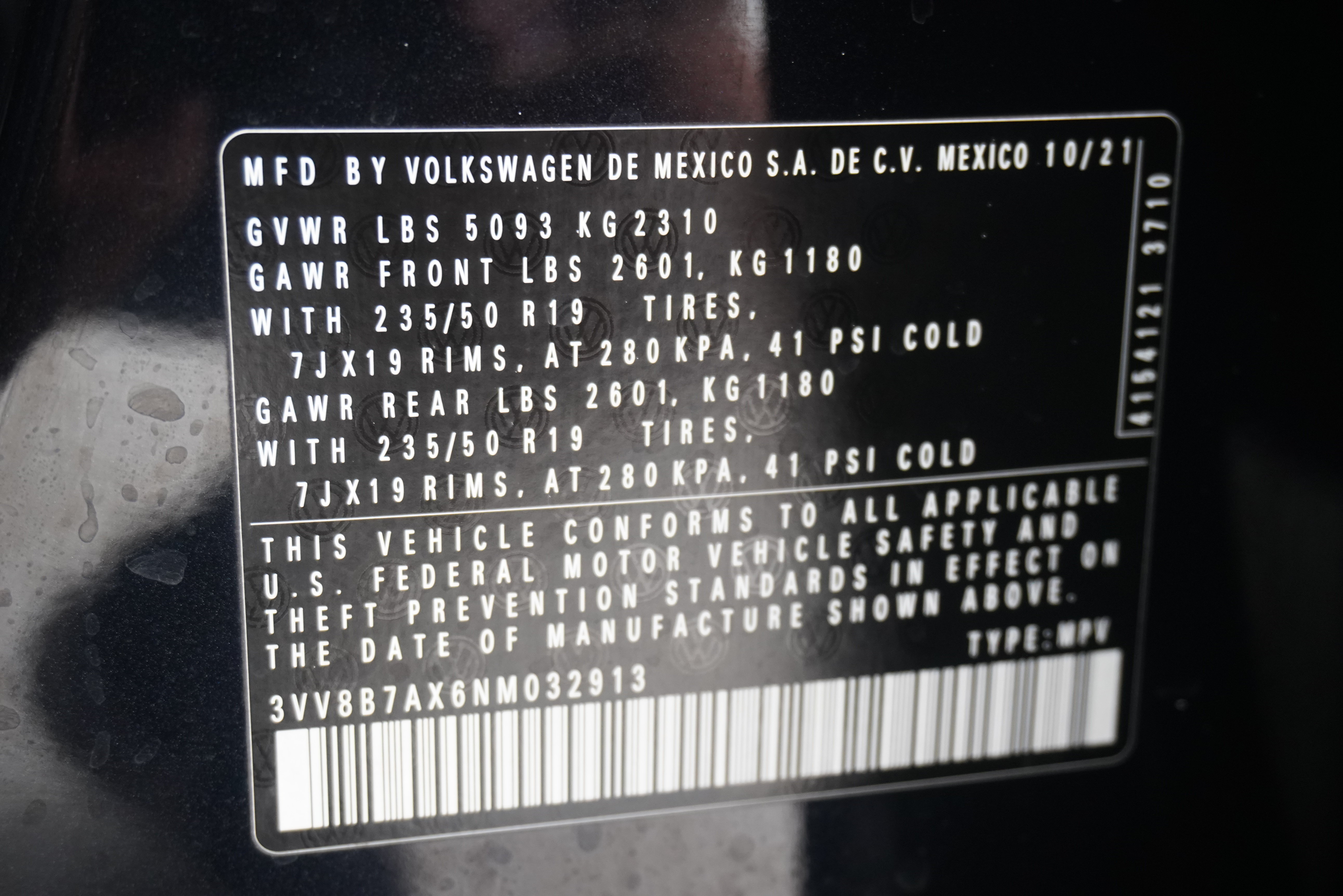 Used 2022 Volkswagen Tiguan SE R-Line AWD/4WD image 35