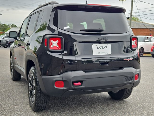 Used 2023 Jeep Renegade Trailhawk AWD/4WD image 43