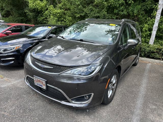 Used 2020 Chrysler Pacifica Limited FWD image 4