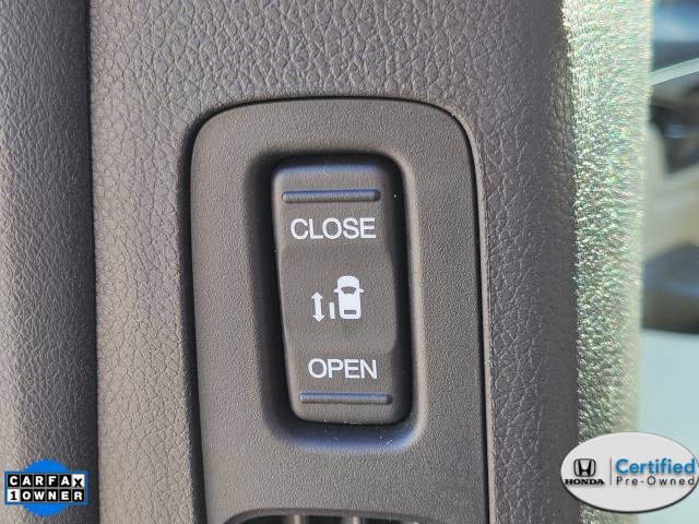 Certified 2026 Honda Odyssey Touring image 18