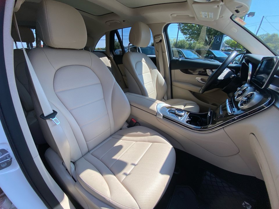 Used 2018 Mercedes-Benz GLC 300 image 28