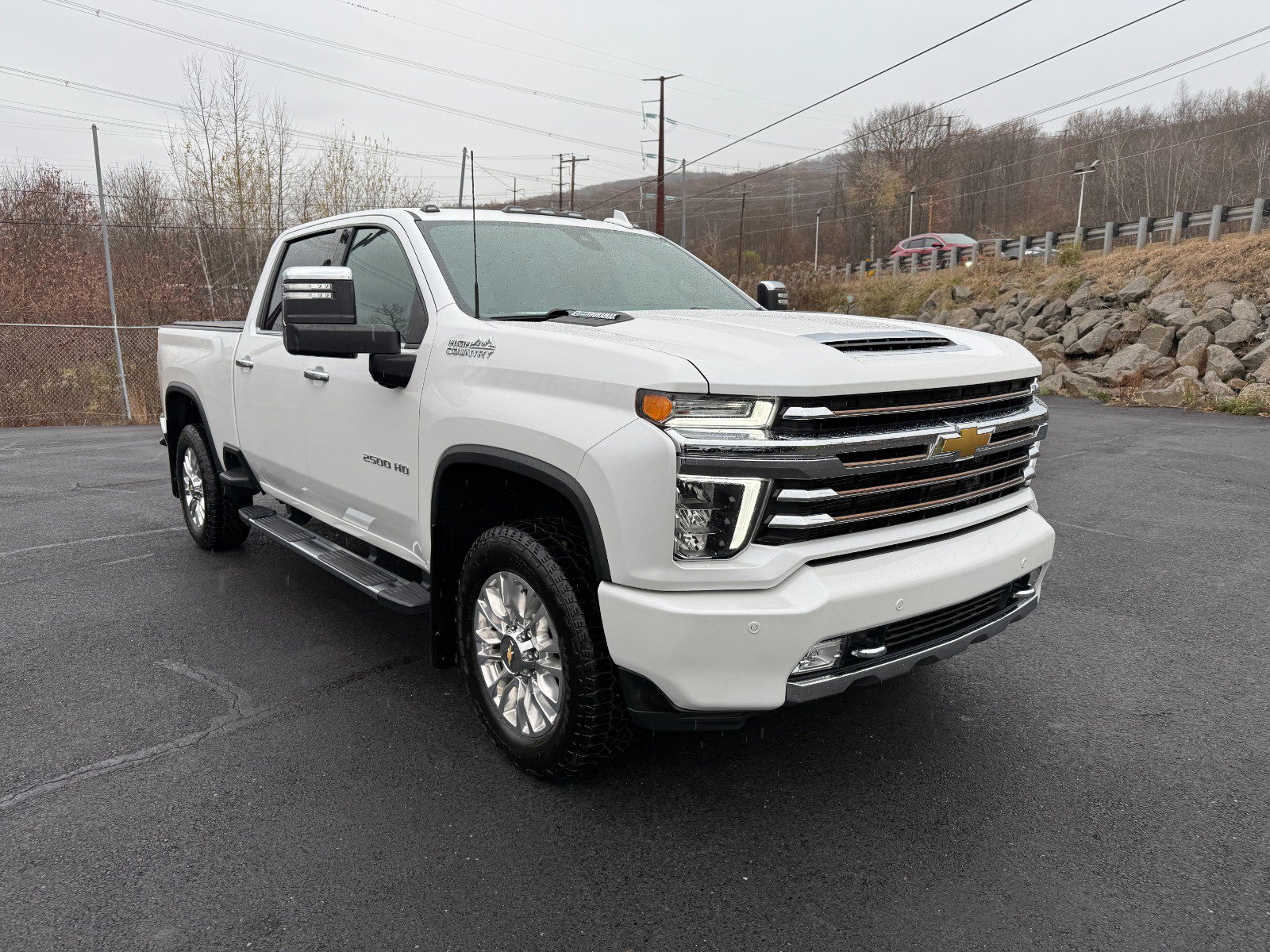 Used 2022 Chevrolet Silverado 2500 High Country w/ Z71 Off-Road Package image 7