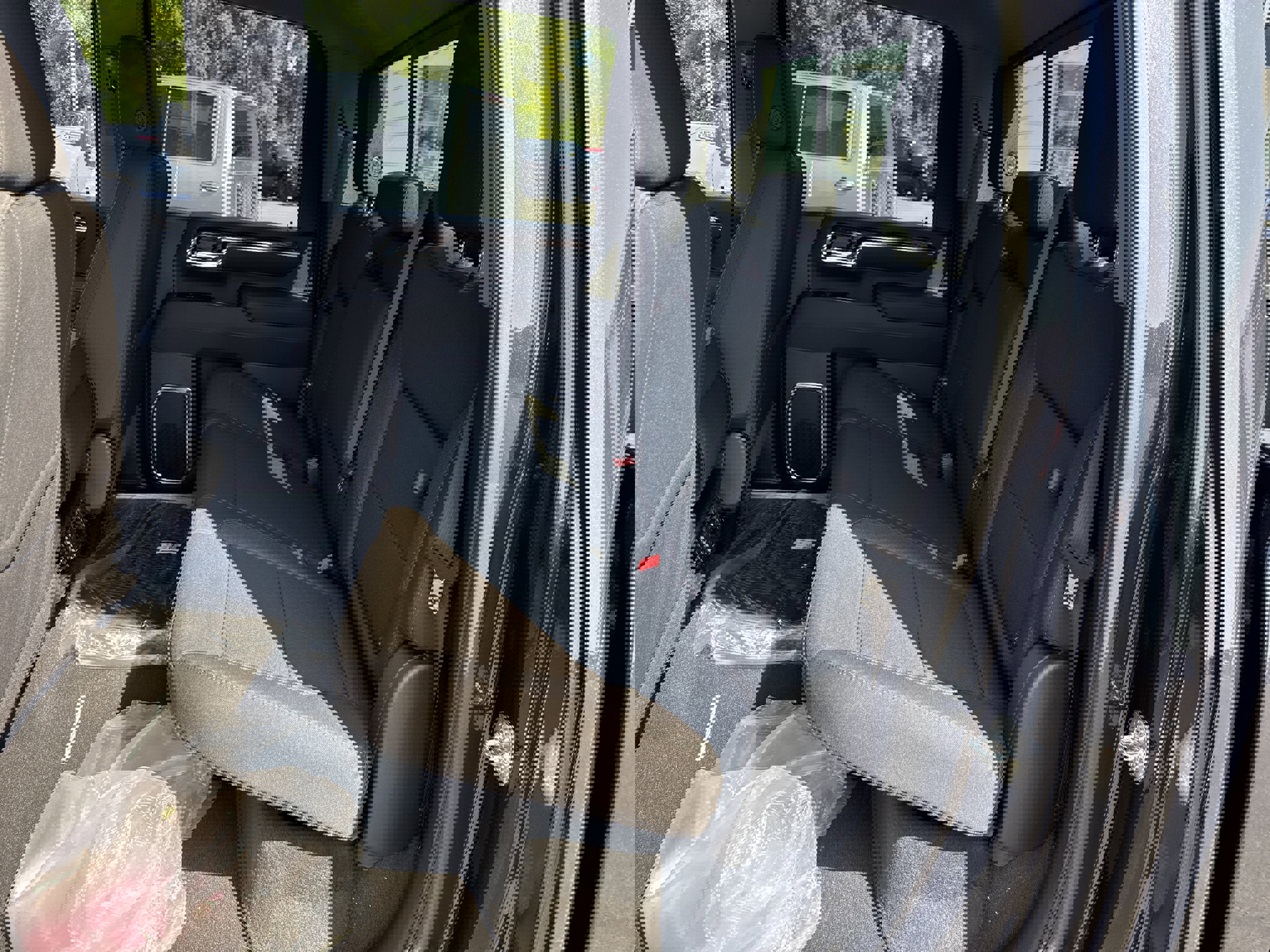 New 2025 GMC Sierra 2500 SLE w/ SLE Value Package; image 17