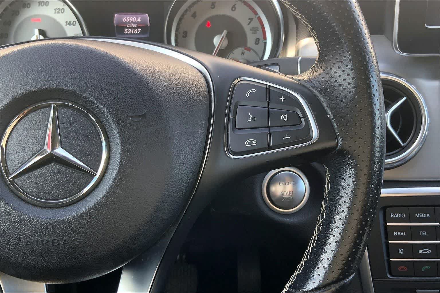 Used 2017 Mercedes-Benz GLA 250 image 25