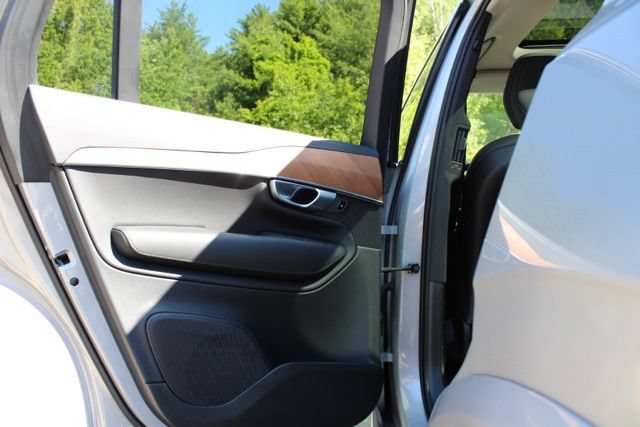 Certified 2023 Volvo XC90 B6 Plus w/ Protection Package Premier AWD/4WD image 21