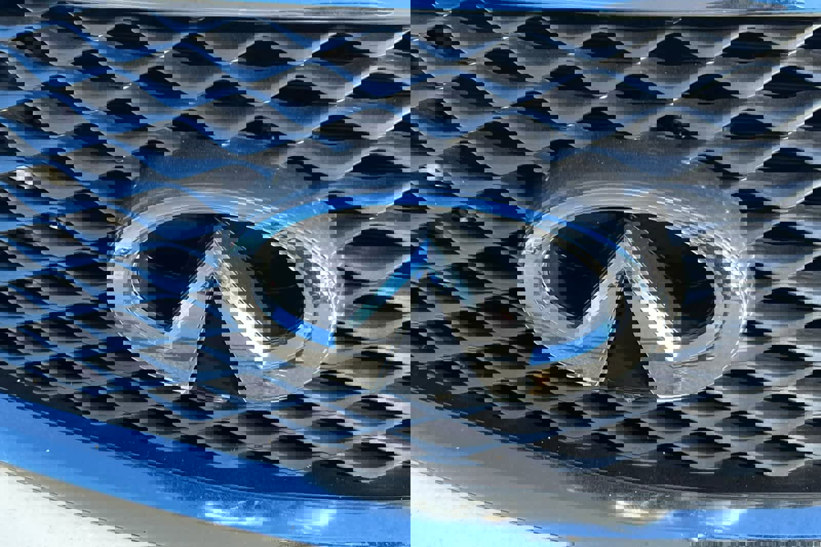 Used 2017 INFINITI QX50 AWD w/ Deluxe Touring Package image 13